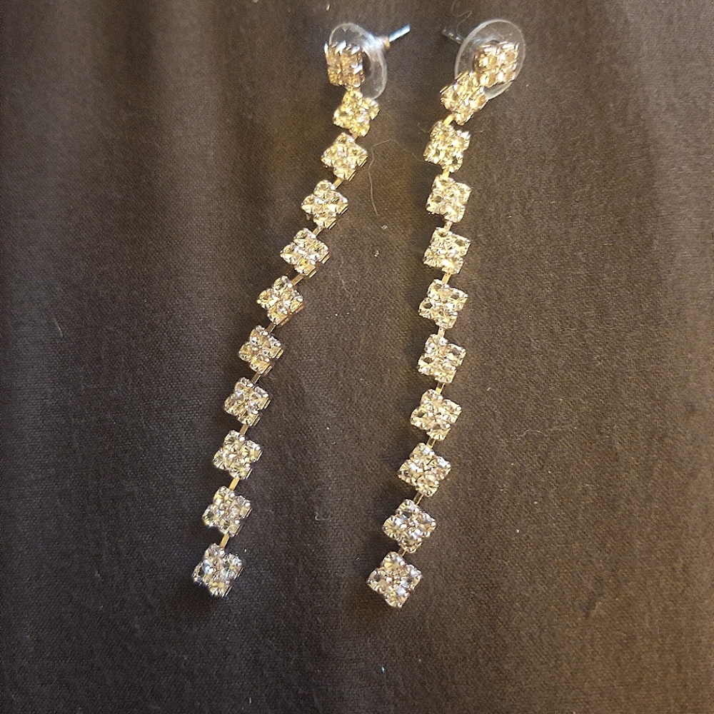Rose gold rhinestone earrings
